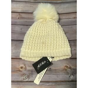 kyi kyi Canada White Faux Fur pom beanie Hat new